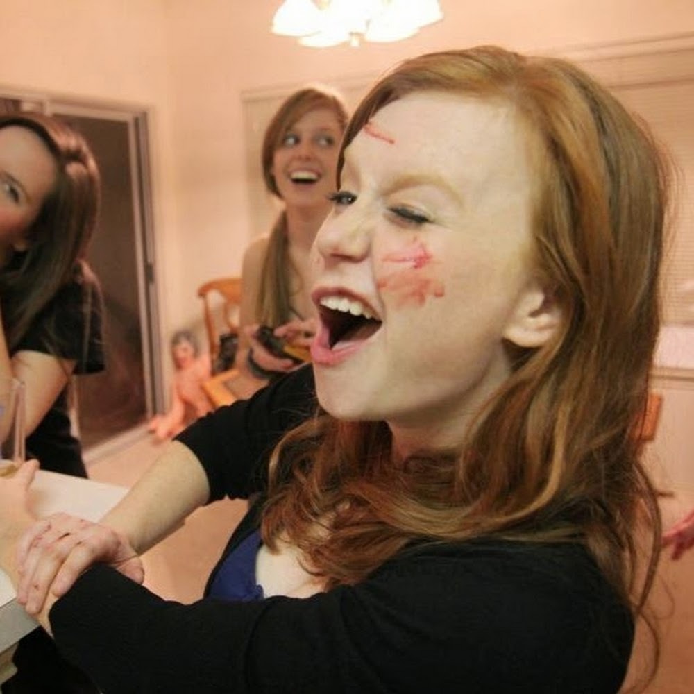 Meet your Posher, Kelli